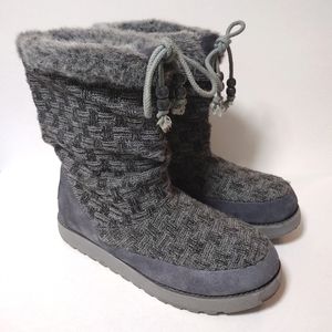 SKECHERS Australia Keepsakes Meadow Grey Knit Faux Fur Sweater Boots Size 9